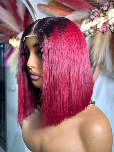 Perruque carré rouge glamour