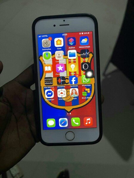 iPhone 6s avec étui