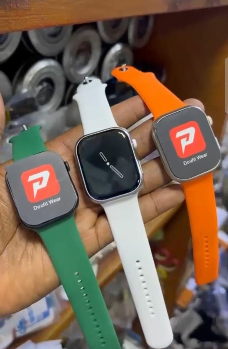 Montres intelligentes colorées