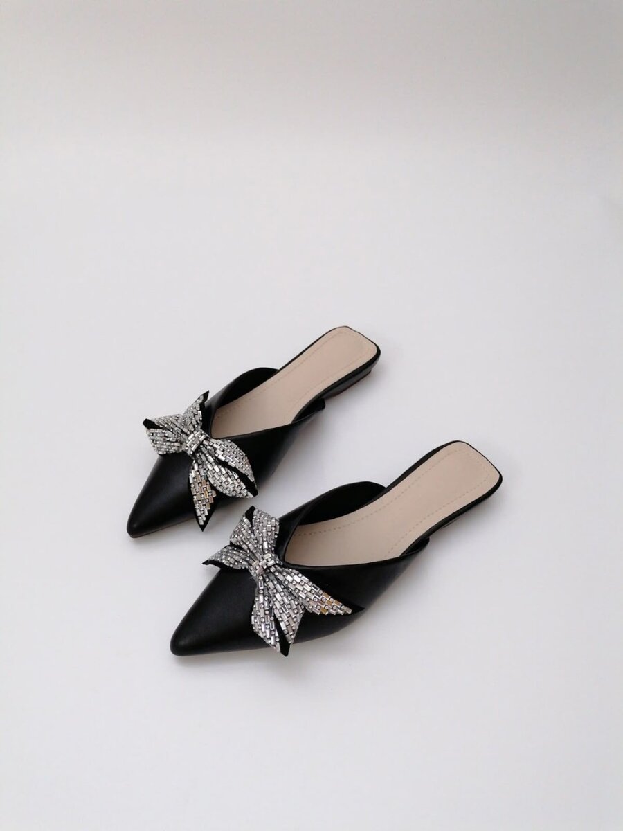 Rhinestone & bow decor point toe flat mules