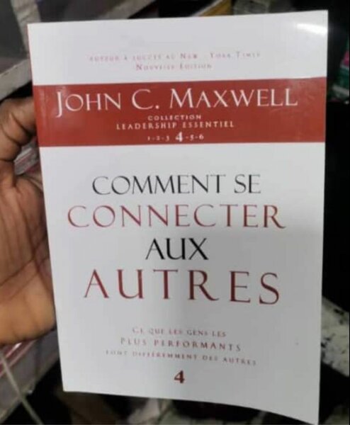 Livre Comment se Connecter aux Autres