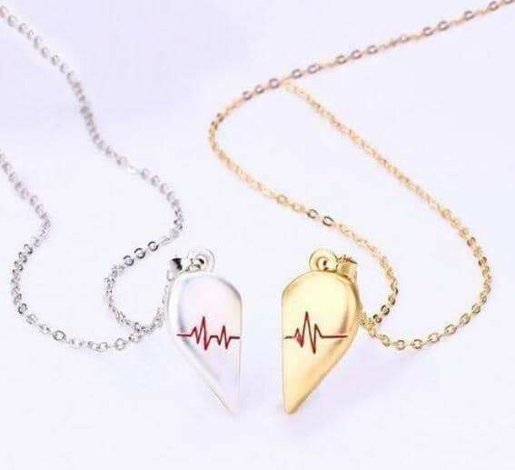 Pendentifs couple assortis