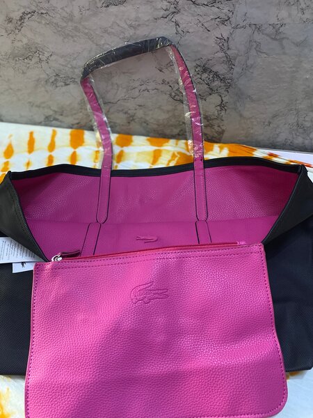 Sac cabas noir et rose élégant