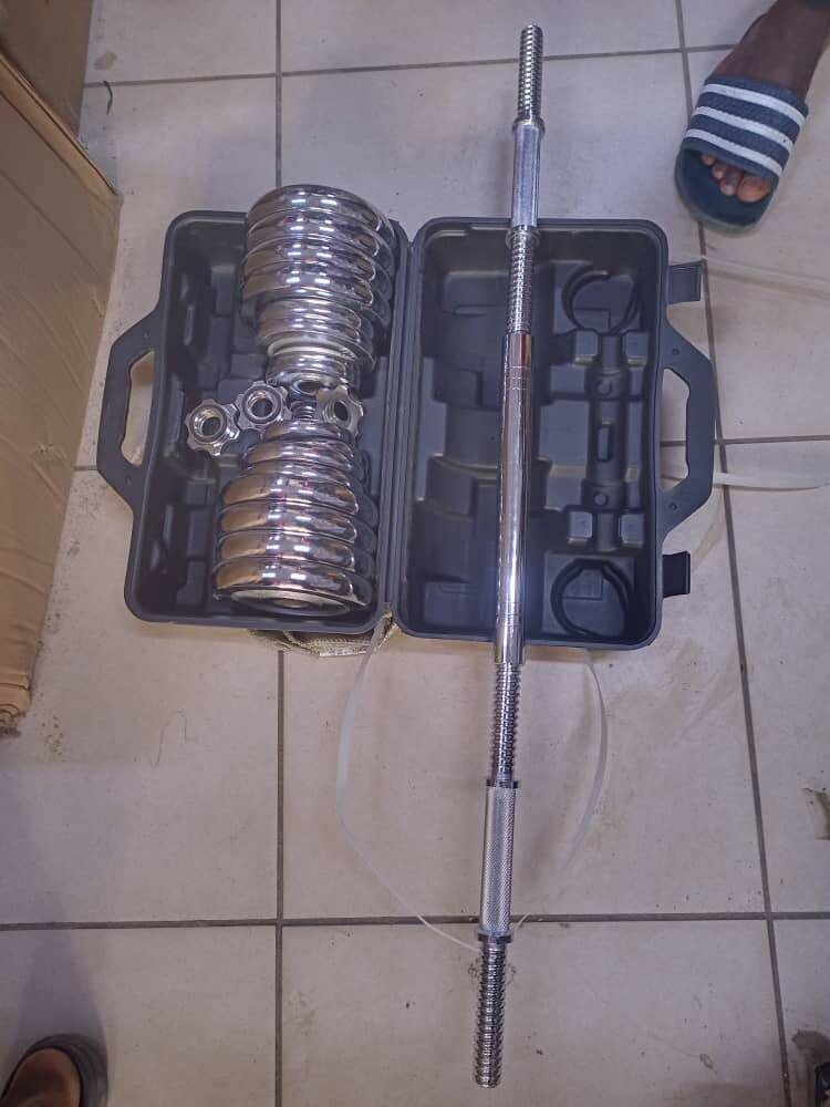 Set d'haltères chromés 30 kg