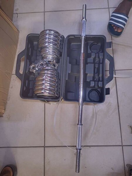 Set d'haltères chromés 30 kg