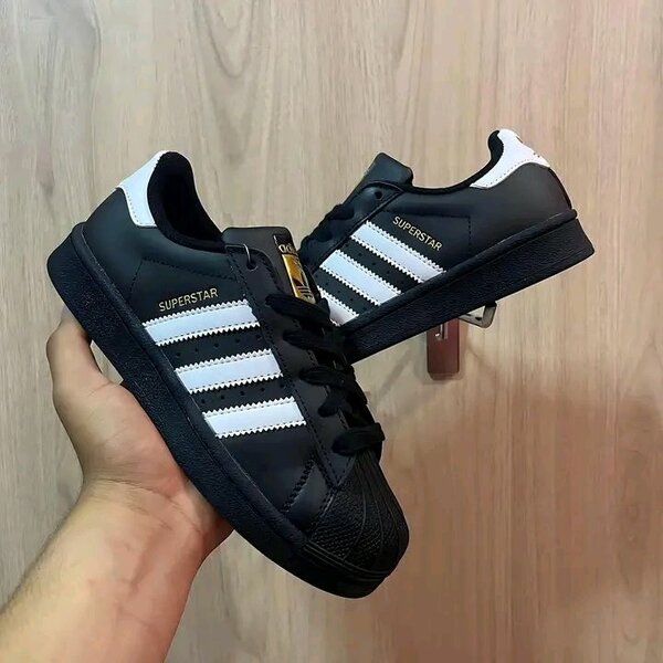 Chaussures Superstar noires