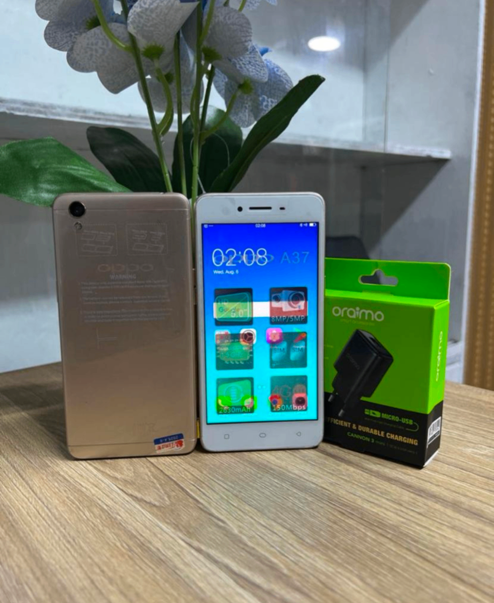 Smartphone OPPO A37