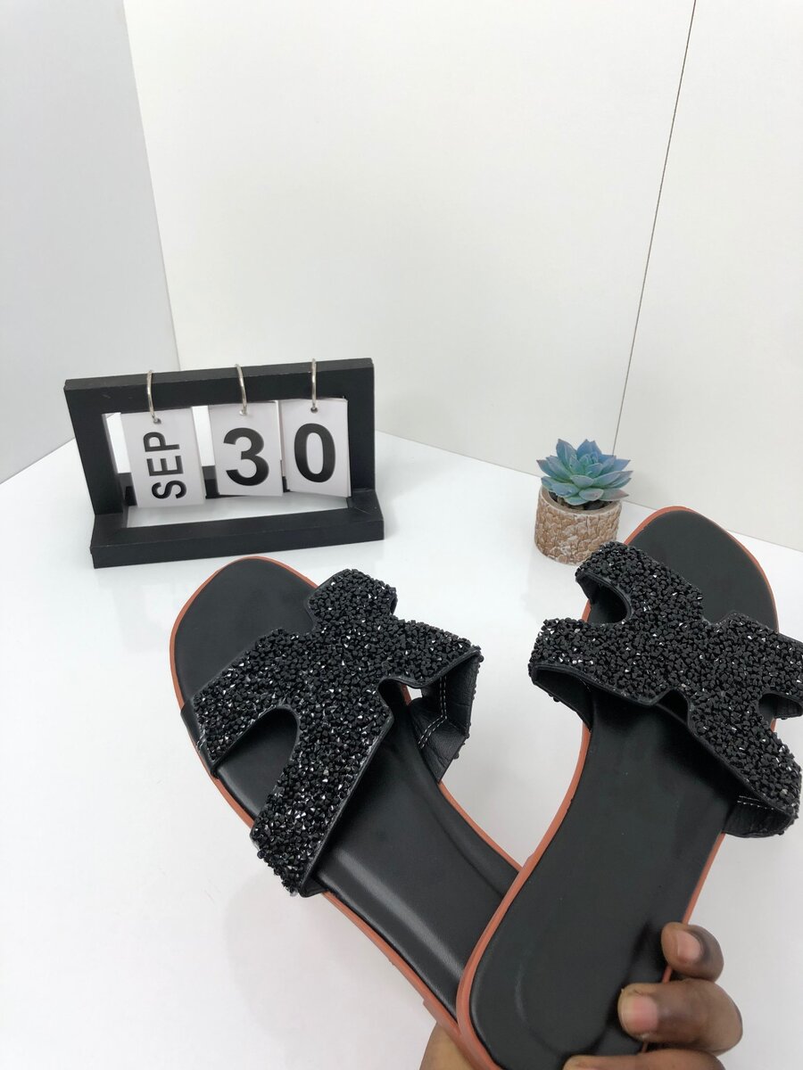 Quality crystal Hermes slippers