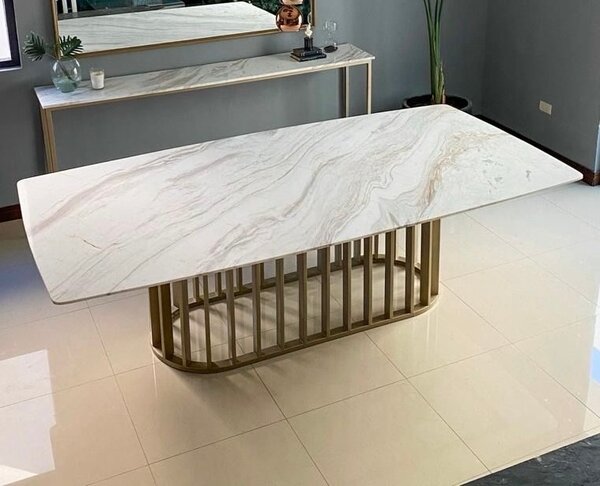 Table à manger moderne marbre