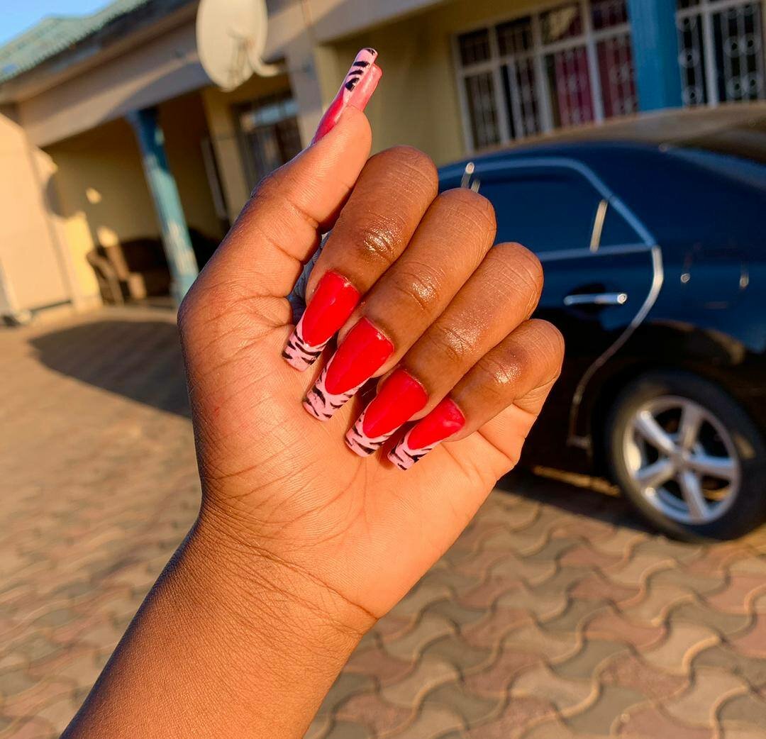 Acrylic and Gel Stickon nails