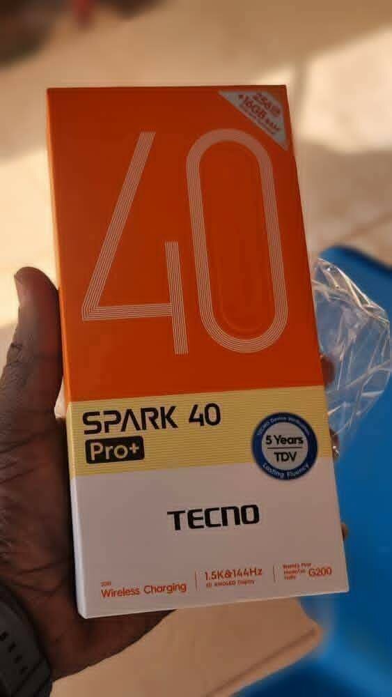 Tecno Spark 40 Pro+ Bleu