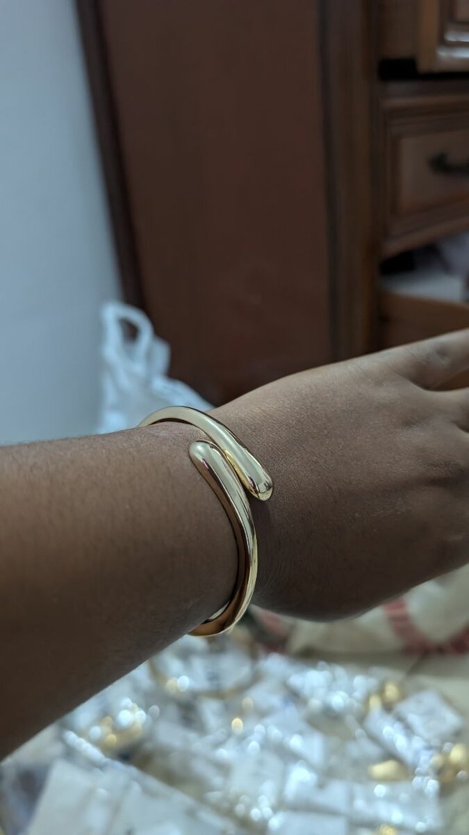Bracelet serpent doré élégant