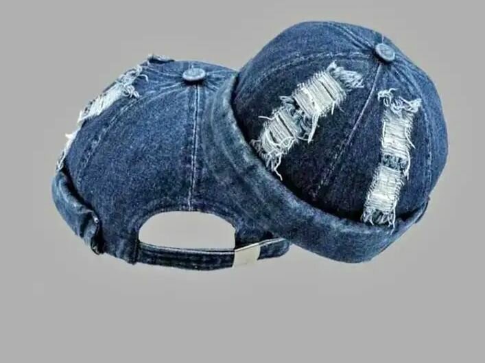 Bonnet en Jean Déchiré