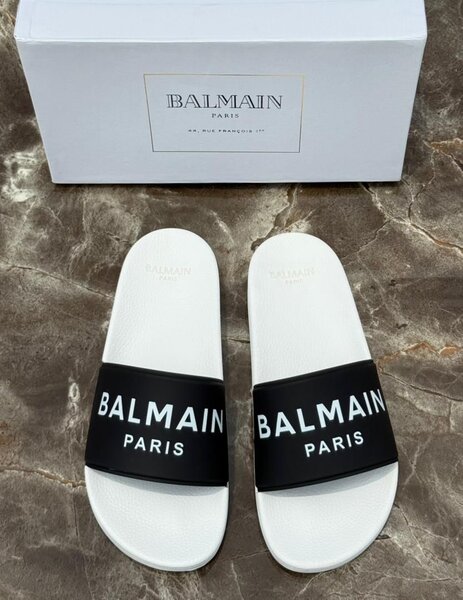 Claquettes Balmain Paris