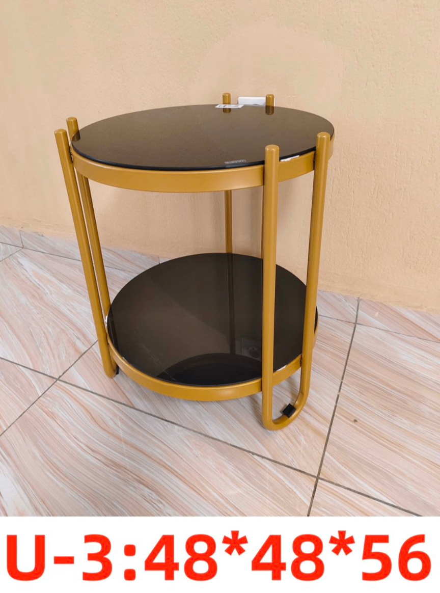 Table d'appoint moderne dorée