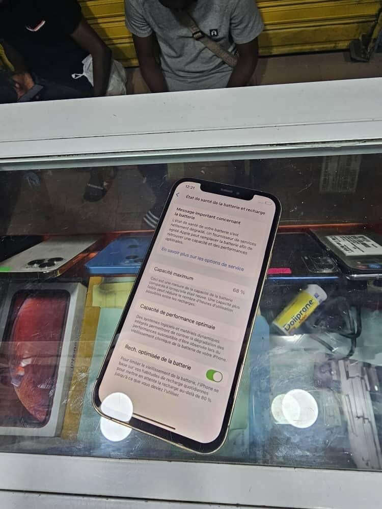 Iphone 12 pro 128 giga tout