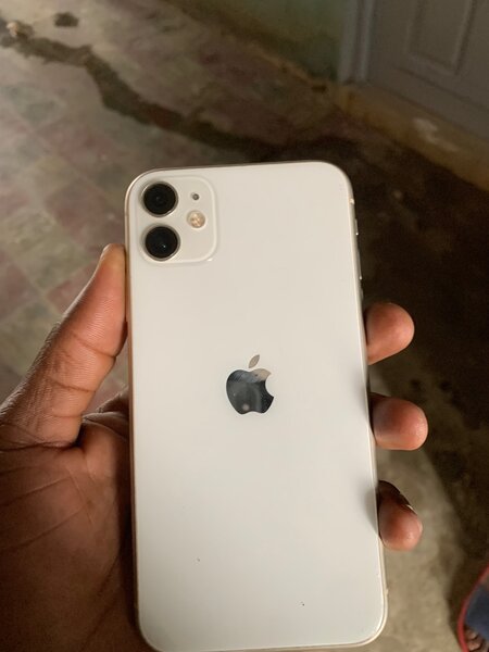 iPhone 11 Blanc 64 go Débloqué