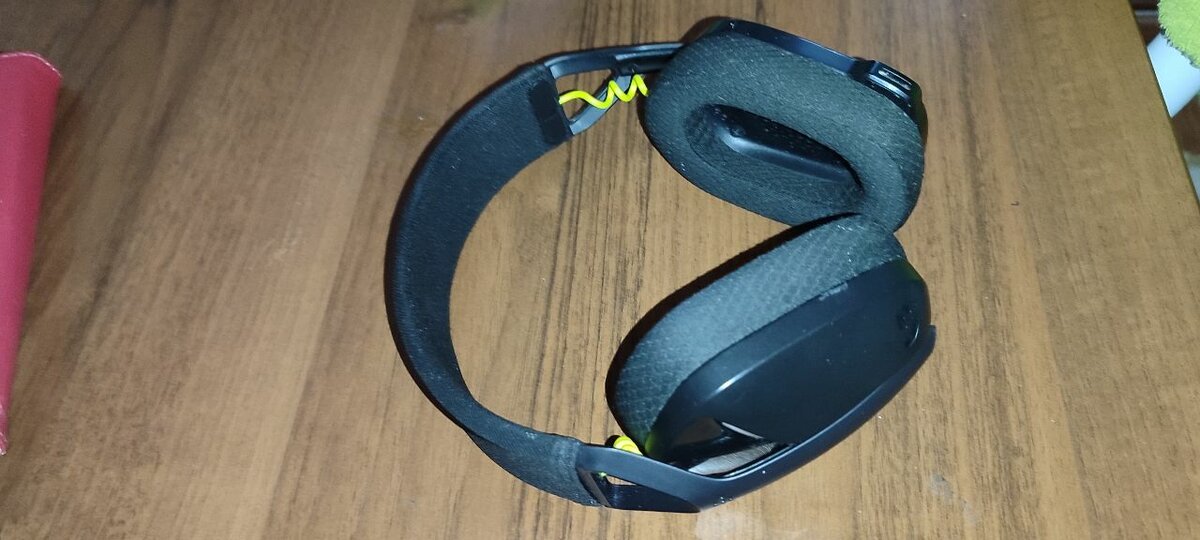 Наушник, модель G435