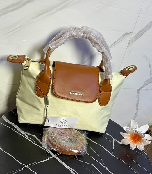 Sac à main en cuir élégant