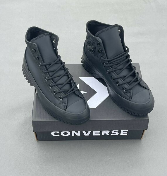 Converse Chuck Taylor High Tops