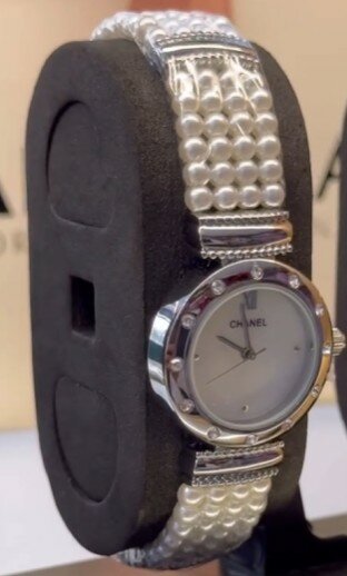 Изысканные часы