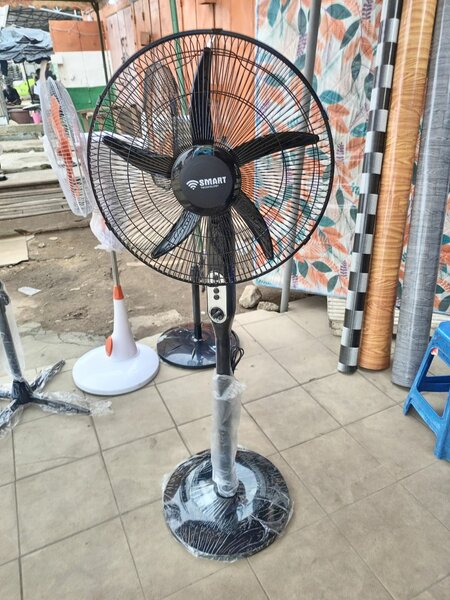 Ventilateur sur pied intelligent