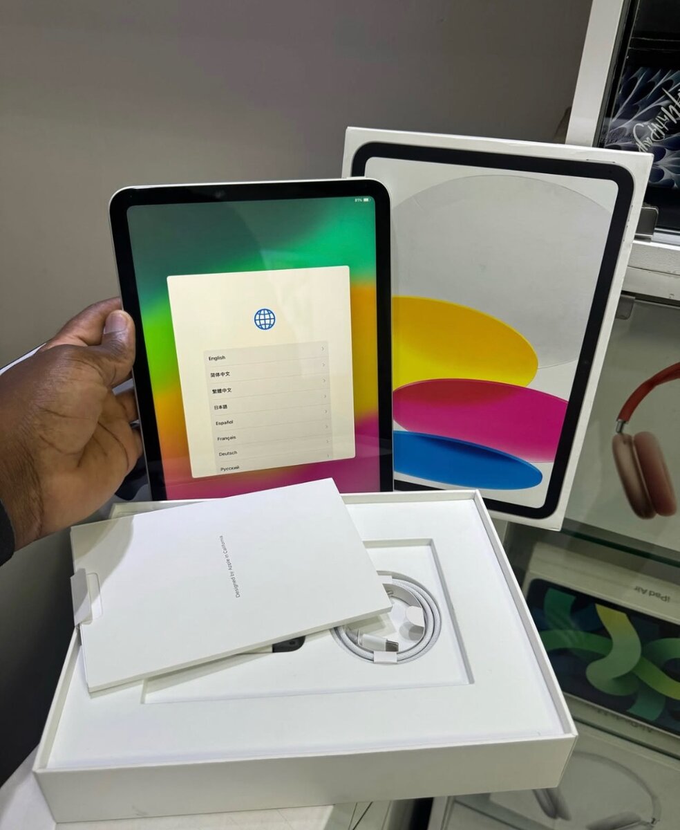 iPad 10th Generation 64Gb