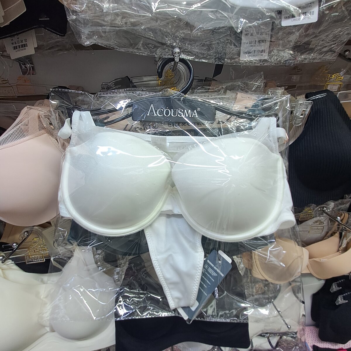 Шикарный комплект со стрингами