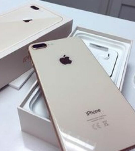 iPhone 8 Plus 64GB Or