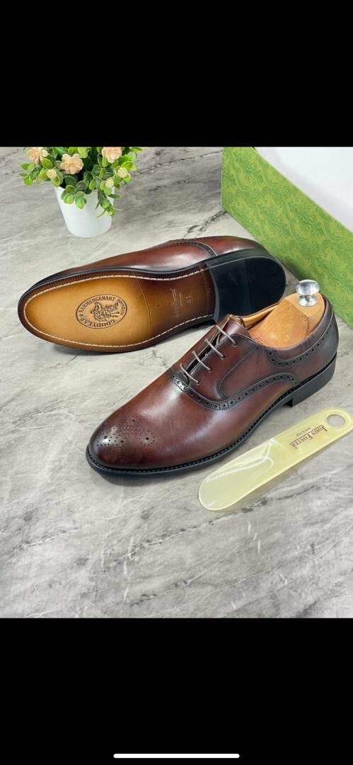 EXECUTIVE SHOES