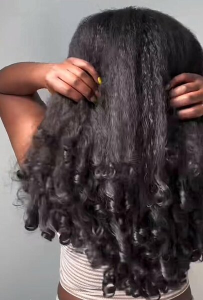 Extensions de cheveux bouclés