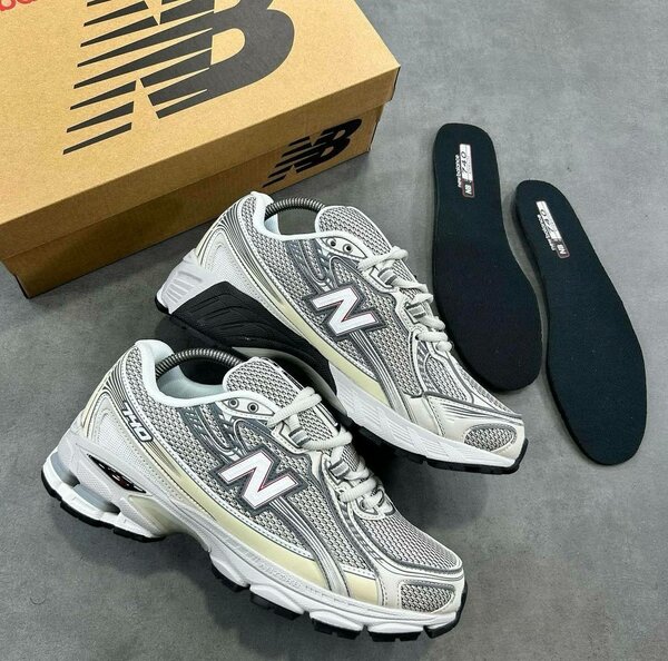 Fashion sneakers