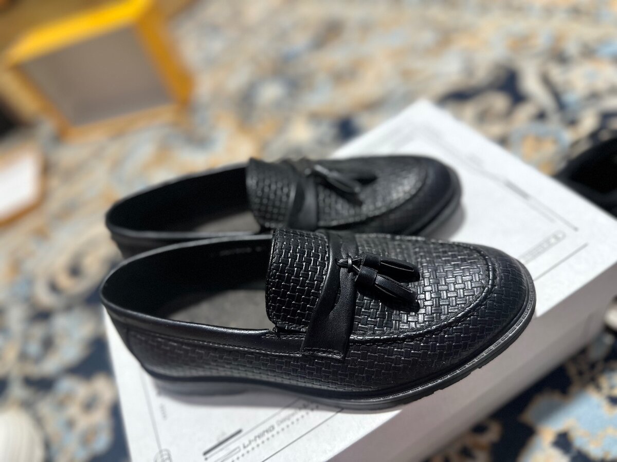 Босоножки и туфли