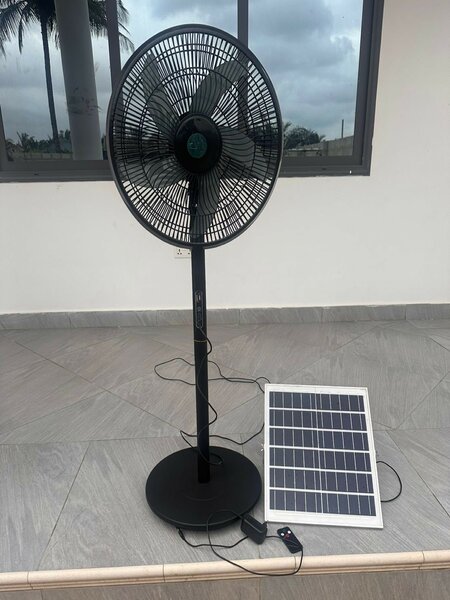 Rechargeable Solar fan