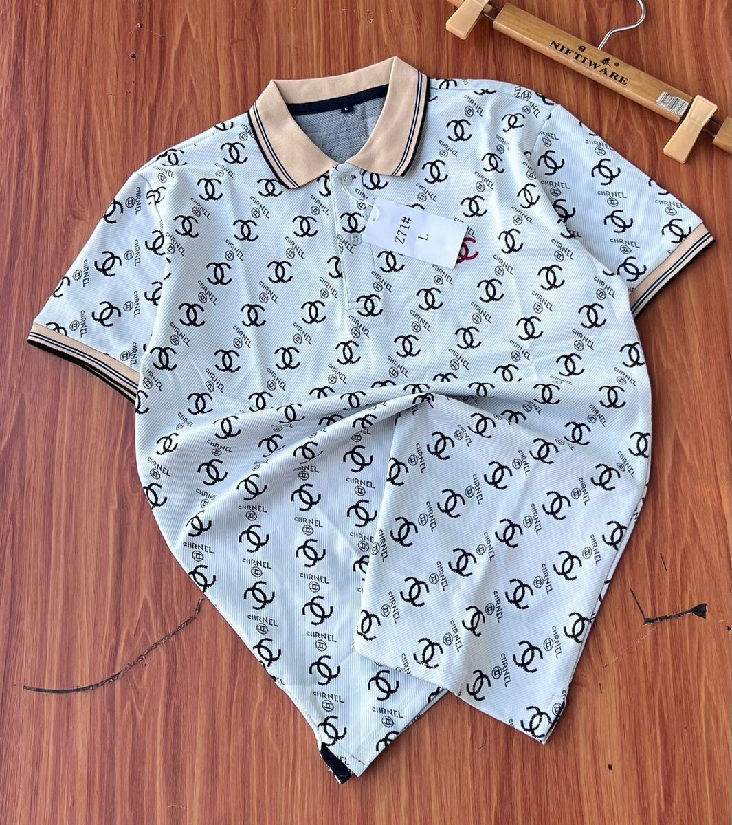 DESIGN LACOSTE AVAILABLE