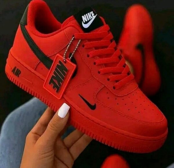 Nike Air Force Sneakers