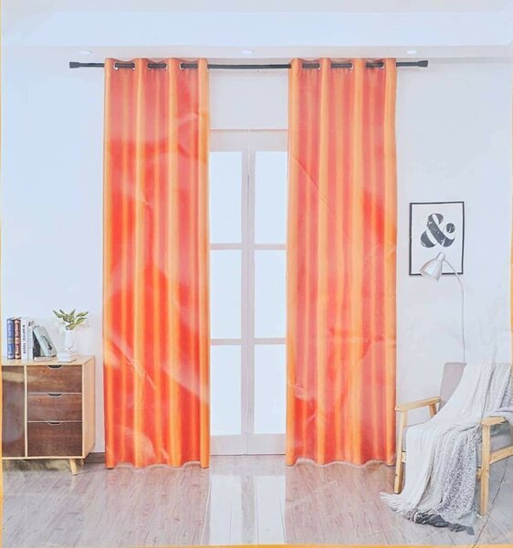 Rideaux oranges lumineux