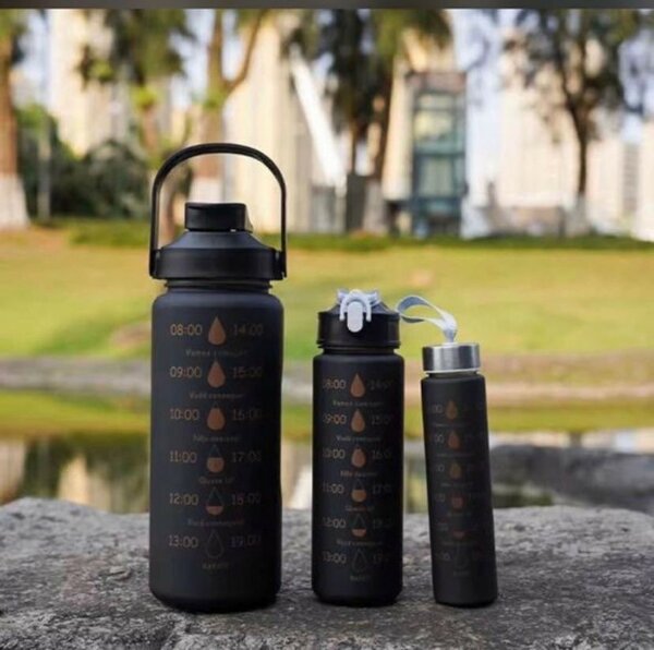 Bouteille d'eau graduée étanche