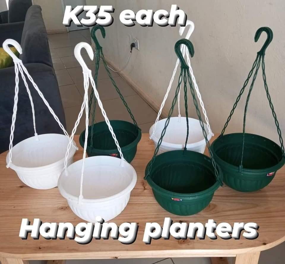 hanging flower pots