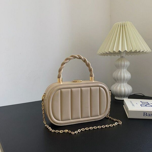 Sac à main élégant ovale