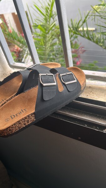 Sandales en cuir confortables