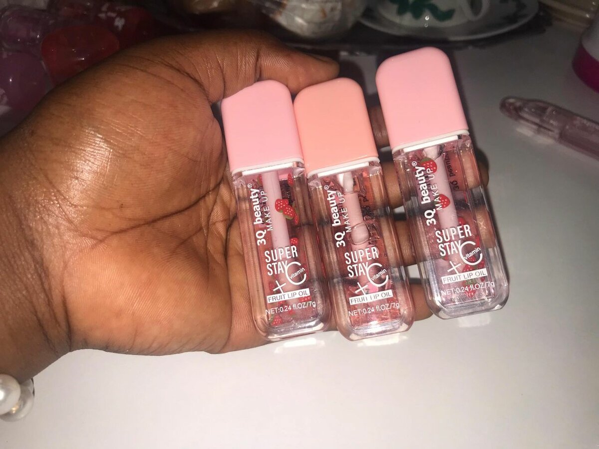 Ensemble d'huiles à lèvres fruitées