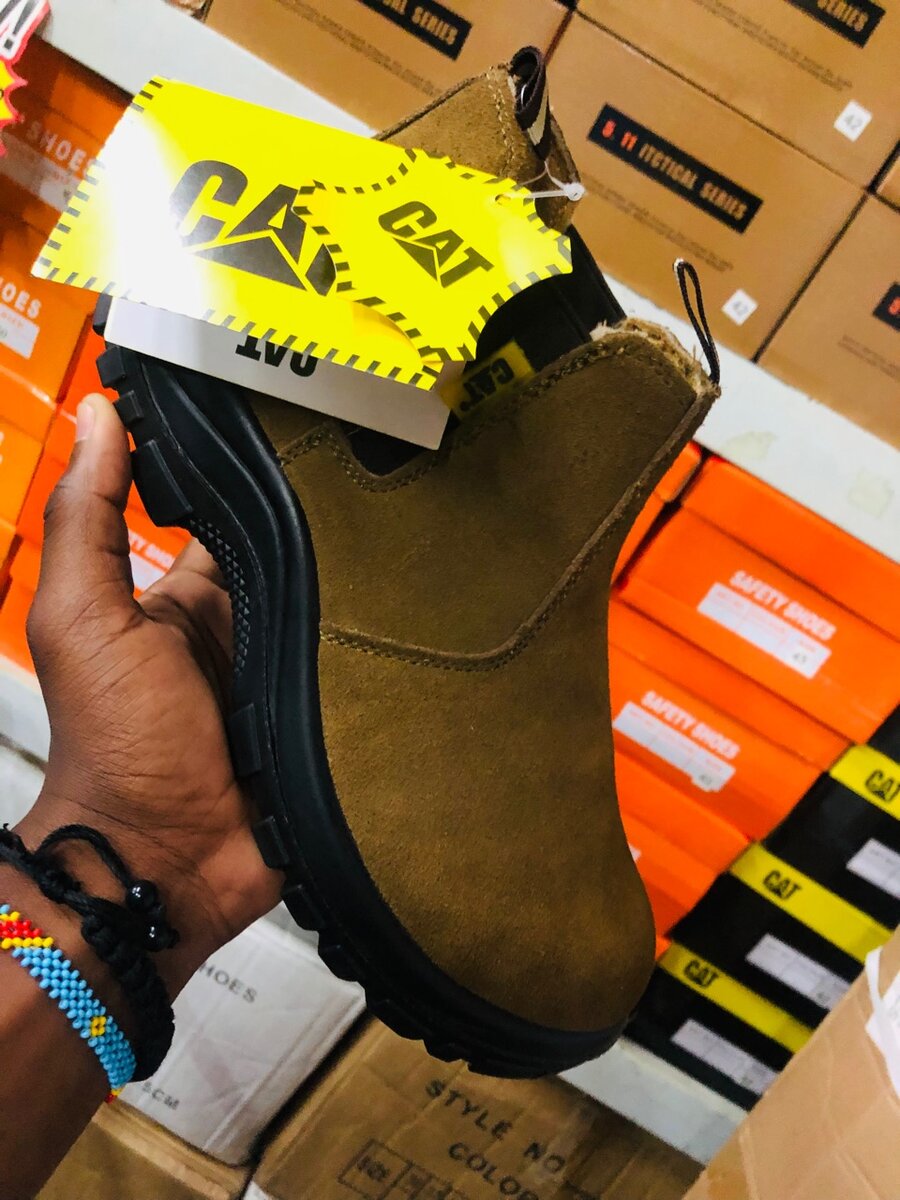 Original suede  CAT safety boots