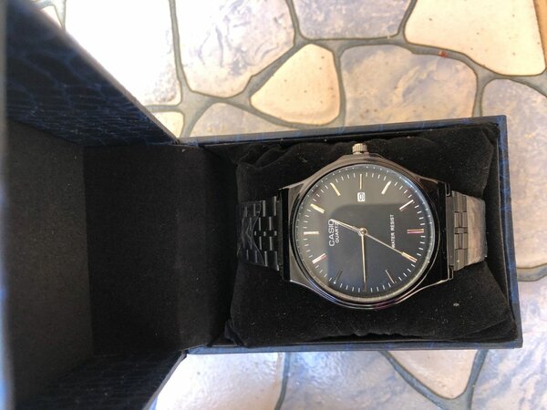 Montre élégante homme