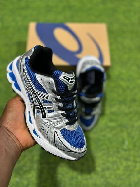 Oasics authentique