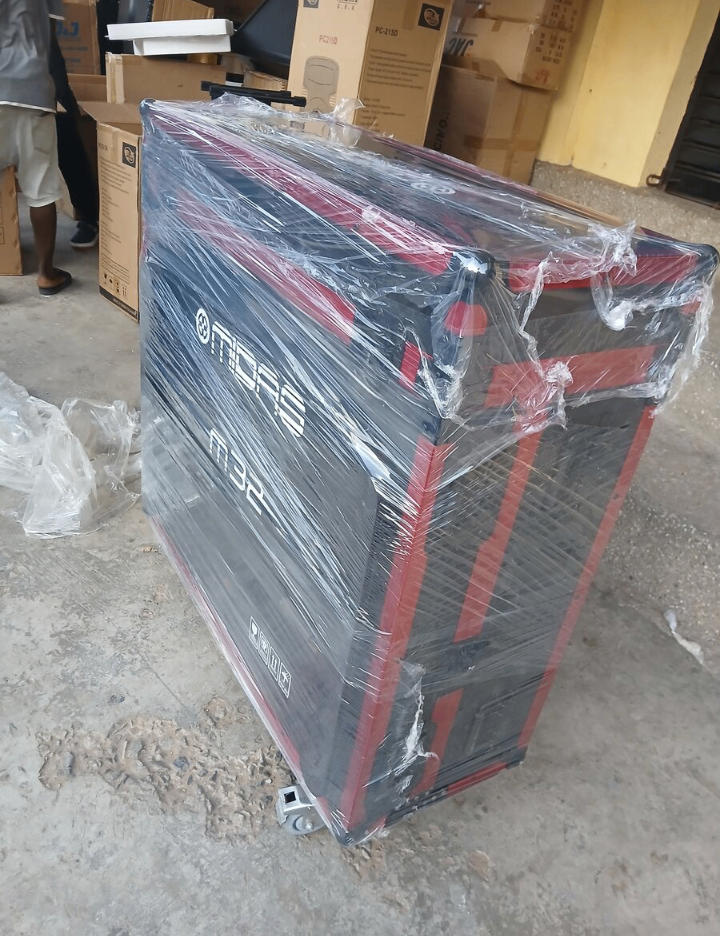 Midas M32 Digital mixer