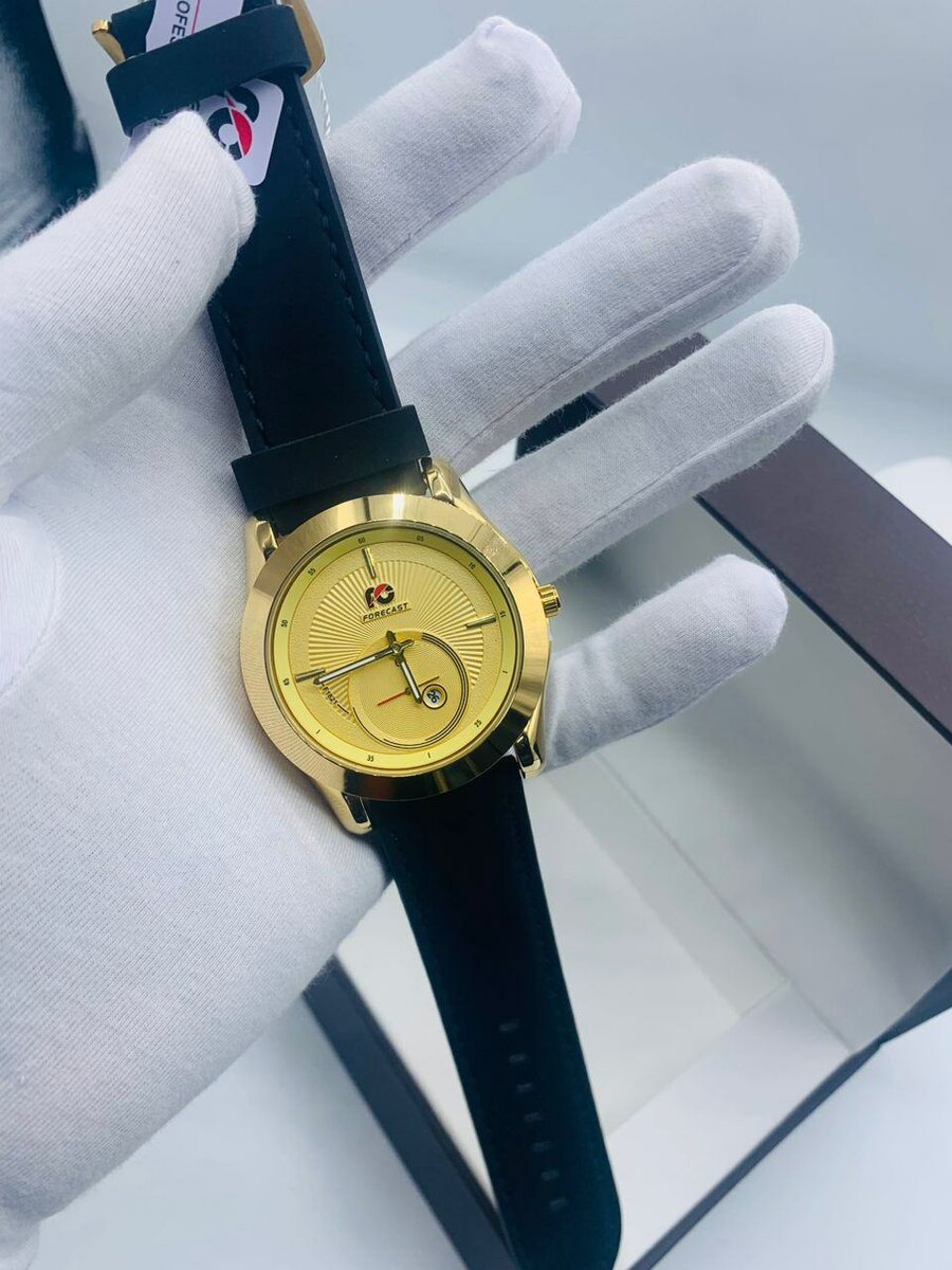 Men's qualities watch