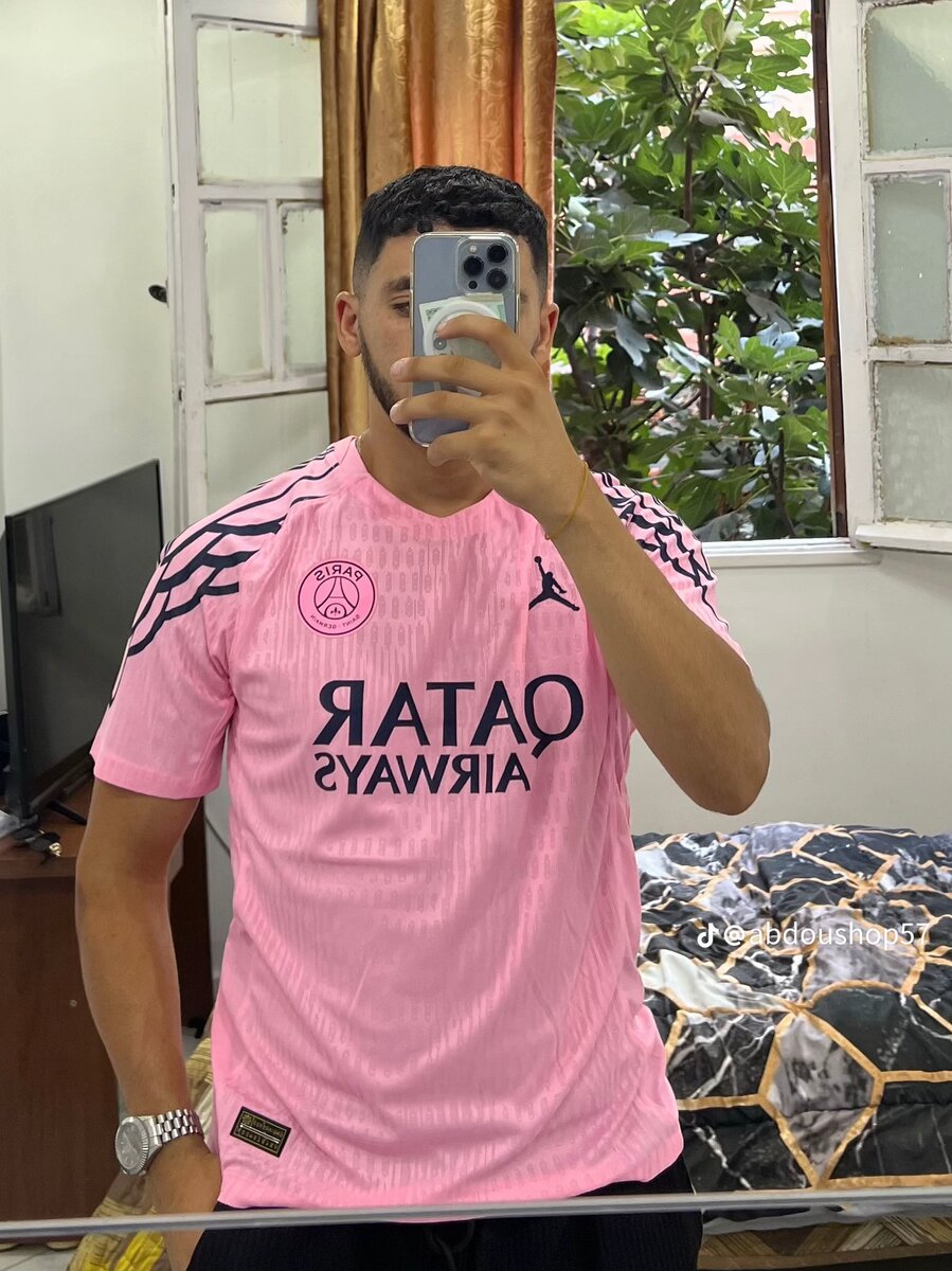 Maillots de football élégants