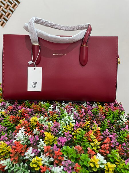 Sac à main élégant en cuir