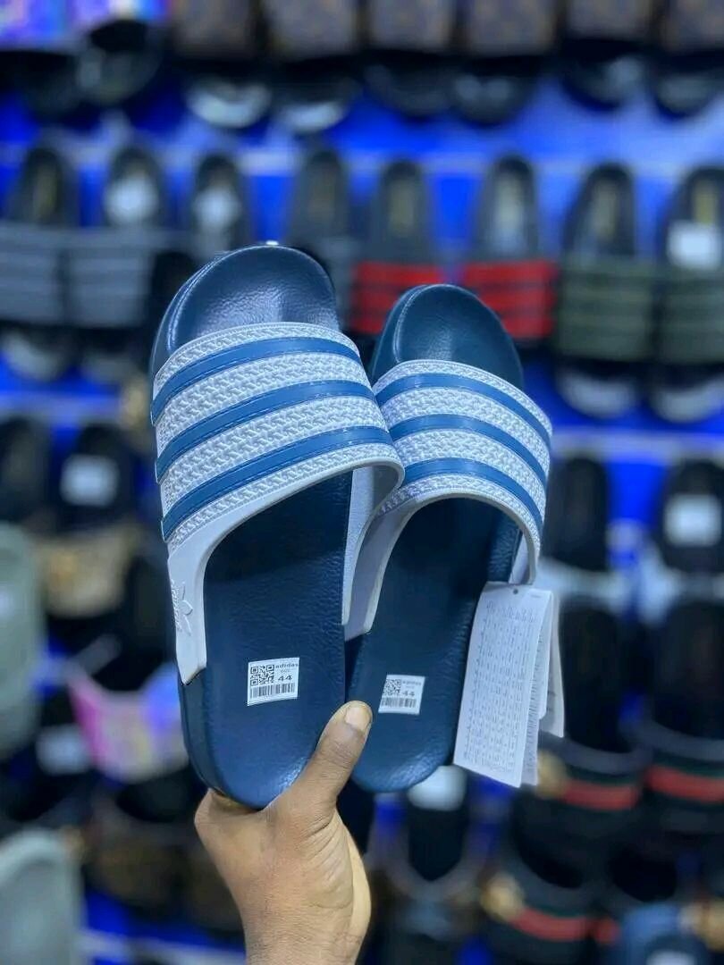 Adidas adilette